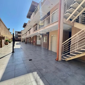 Departamento a estrenar en Residencias Plaza Fontana Mendoza, 2 dormitorios, cochera y apto crédito