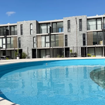 Sunny Tigre - Triplex 4 ambientes en venta a estrenar