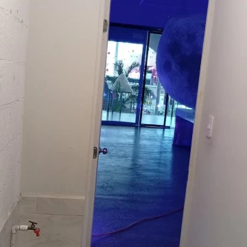 1792696647.jpg