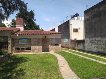 VENDO CASA EN EL CENTRO DE VILLA CARLOS PAZ