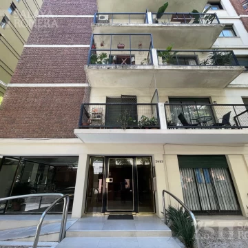 Departamento  en alquiler 2 ambientes - Ubicado en Olivos cochera