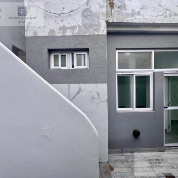 VENTA DE PH EN LANÚS CON TERRAZA Y LAVADERO