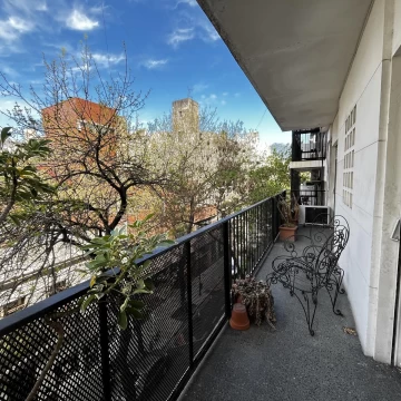Alquiler Departamento 3 ambientes en Recoleta Renovado a Nuevo