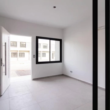 Dúplex 3 ambientes en venta en San Miguel