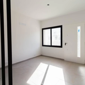 Dúplex 3 ambientes en venta en San Miguel