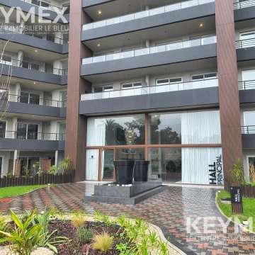 Venta de departamento a Estrenar en complejo Renata Golf PB vista al Golf