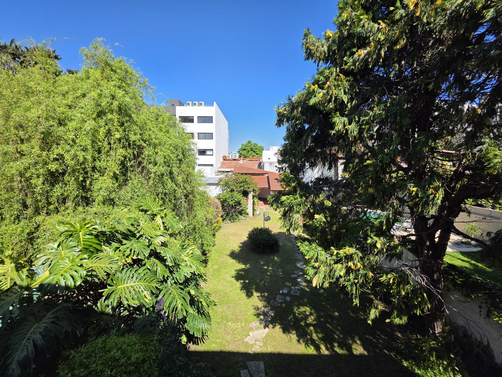 jardin desde balcón
