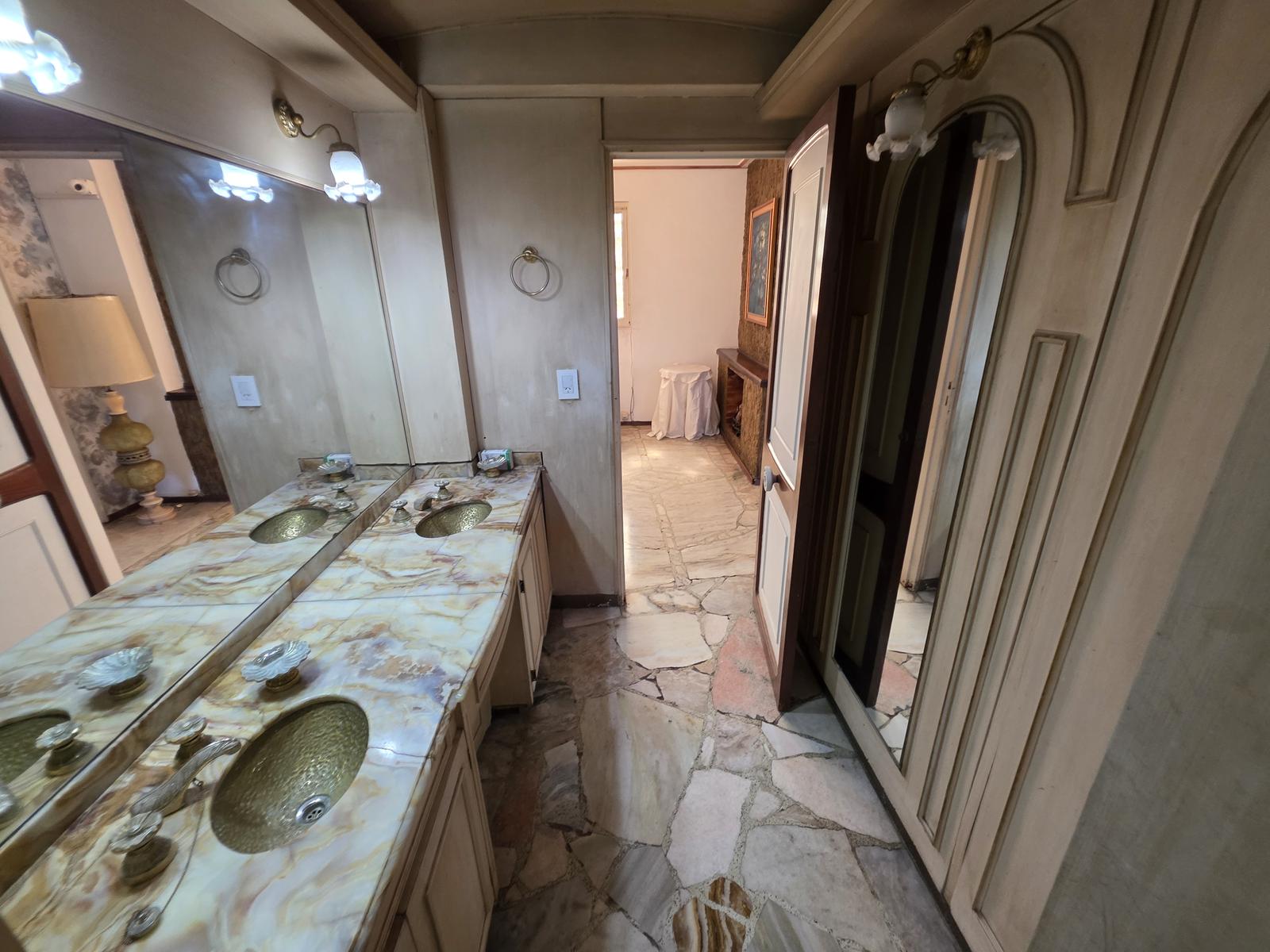 ante baño principal