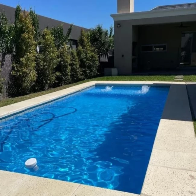Venta Impecable Casa en Santa Lucia Pilar a Estrenar Galeria con losa radiante Parque y Pileta
