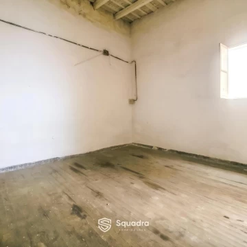1792768355.jpg