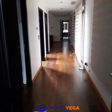 1792769056.jpg