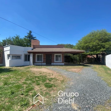 Casa en ALQUILER sobre Avogadro al 6709
