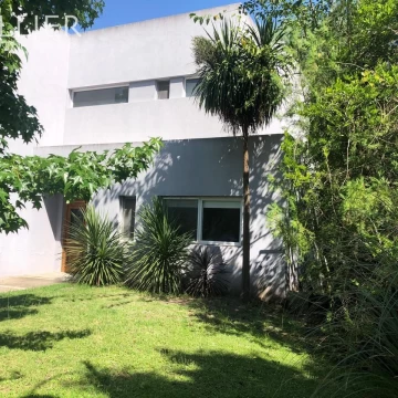 Casa Alq. Temporario en Springdale Pte Peron 100