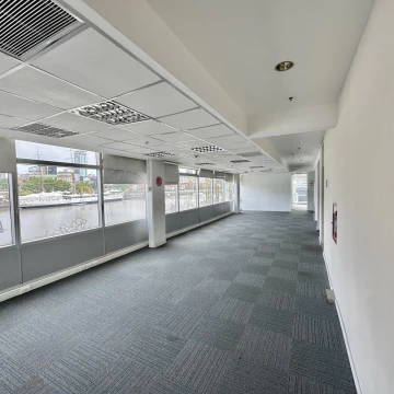 Alquiler Oficina 323 m² con 3 Cocheras – Olga Cossettini, Puerto Madero