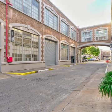Nave Industrial - Paternal