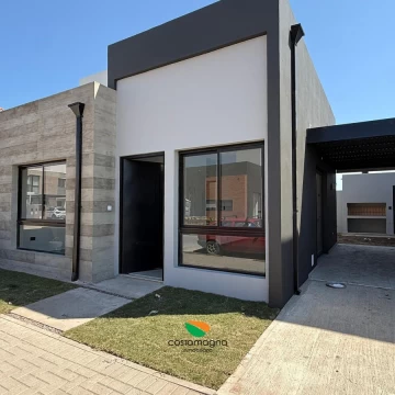 Duplex en Rincones de Manantiales