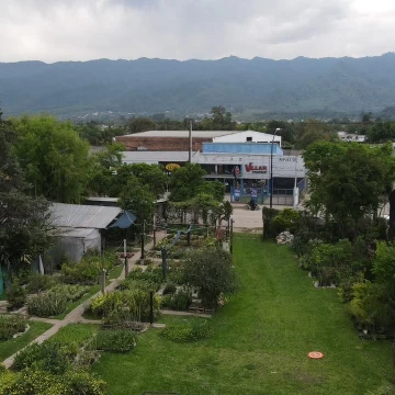 Terreno comercial en Yerba Buena
