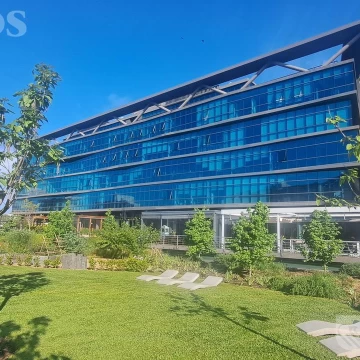 Alquiler Oficina 60 m2 con cochera en Skyglass 3, AYRES VILA