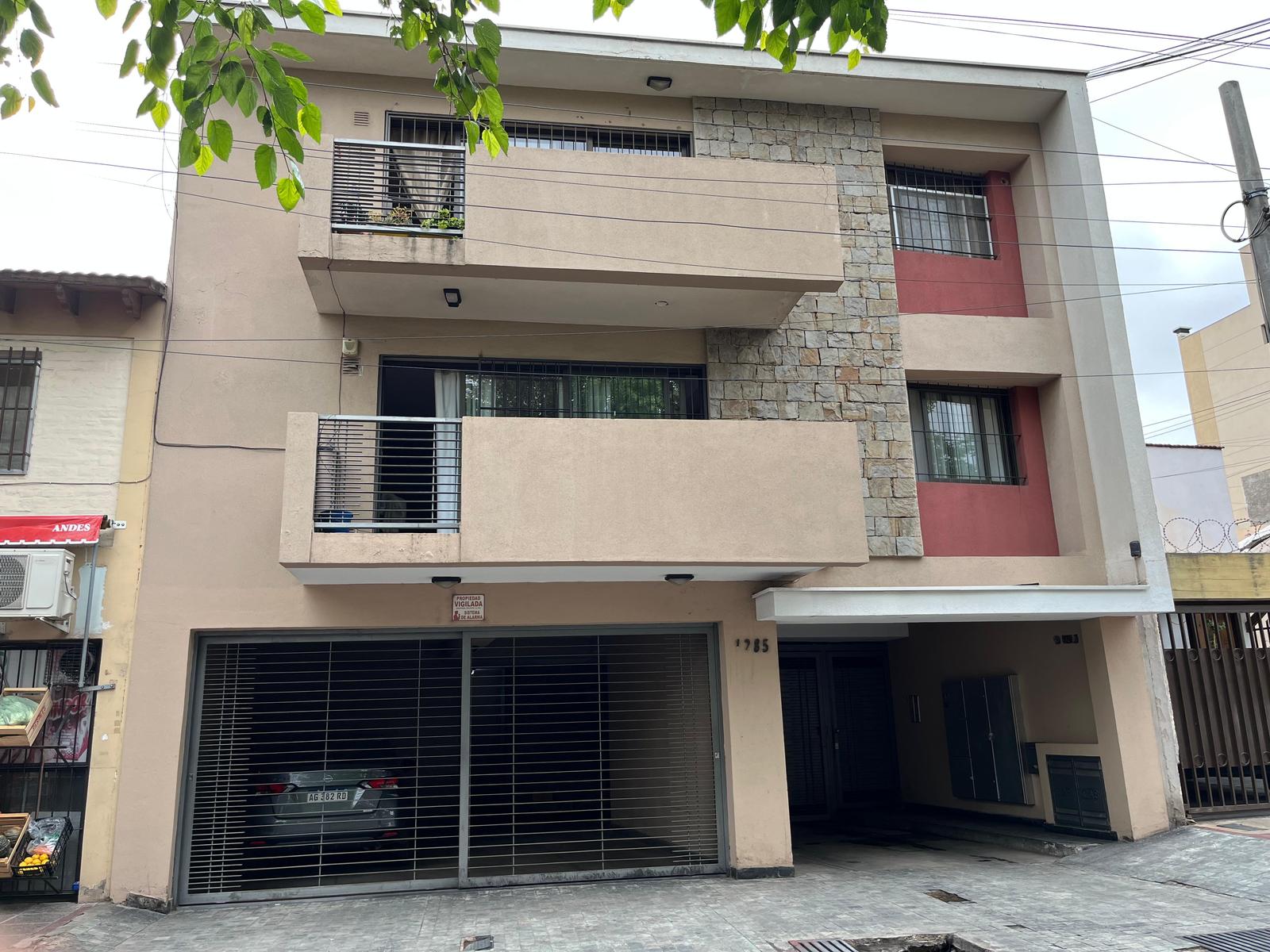 Fachada Frente Condominio