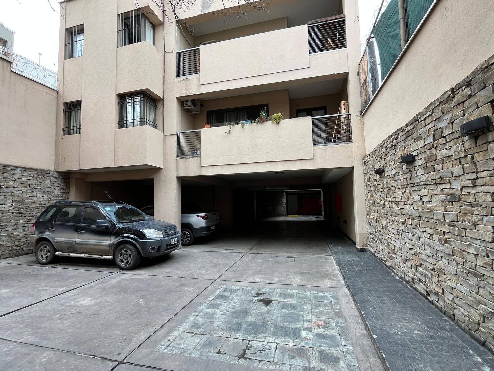 Condominio de dos torres