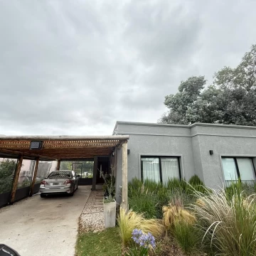 Casa en Venta 3 dorm Barrio San Ramiro Pilar del Este