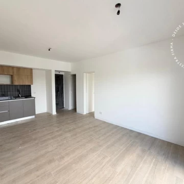 Departamento en alquiler de 2 ambientes - Loma Hermosa