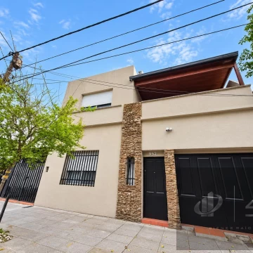 Casa 4 amb estilo moderno Ramos Mejia