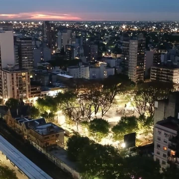 DEPARTAMENTO DE 3 AMBIENTES . EDIFICIO IMPERIO