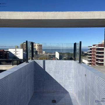DEPTO PINAMAR TERRAZA, PICINA PRIVADA Y UNA VISTA AL MAR UNICA