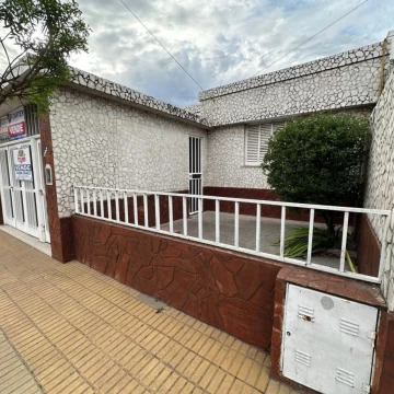 Casa en venta en Leon Guruciaga 362