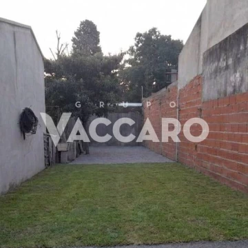 Venta de Lote, Ituzaingó ,Excelente ubicación, zona residencial, tranquila y en constante crecimiento. 