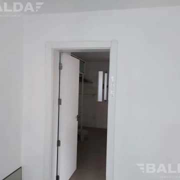 1793027173.jpg