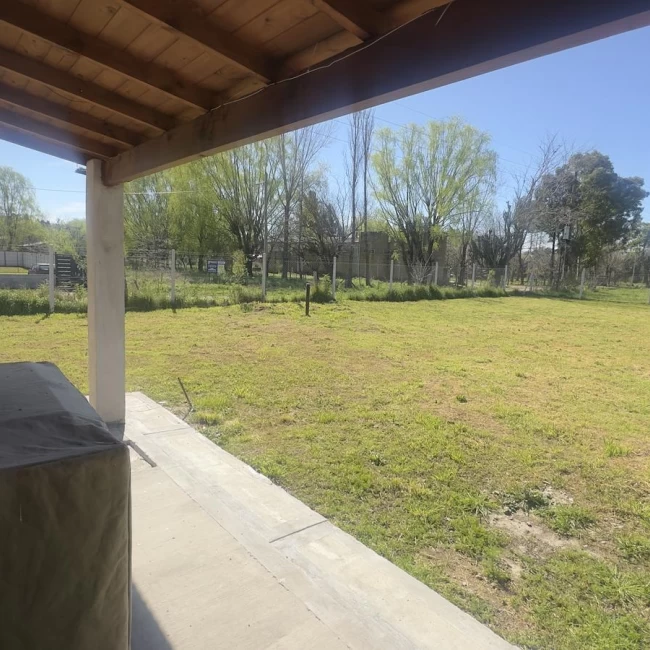 Venta Casa 3 ambientes en Cañuelas Lote 1200 m2 propio