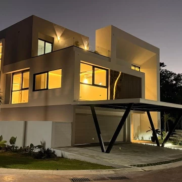 Casa en Venta, Vía Cumbres