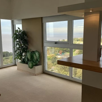 DEPARTAMENTO DUPLEX 4 DORMITORIOS EN VENTA - PUERTO DE OLIVOS – EDIFICIO BAHÍA DEL PUERTO