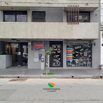Local con renta activa en General Paz