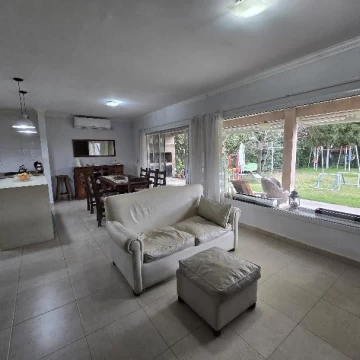 CASA EN UNA PLANTA | PARQUE Y PILETA | MASCHWITZ VILLAGE. EXC. UBICACIÔN