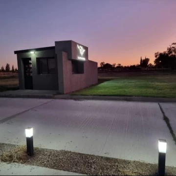 Excelente lote en Carpinteros club de campo, barrio privado.