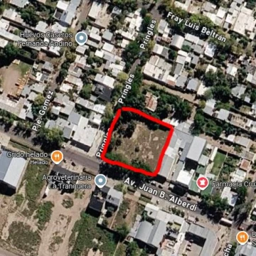 Amplio terreno en Avenida 