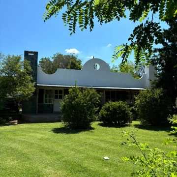 Complejo de Cabañas en Rama Caída - Valle Grande.