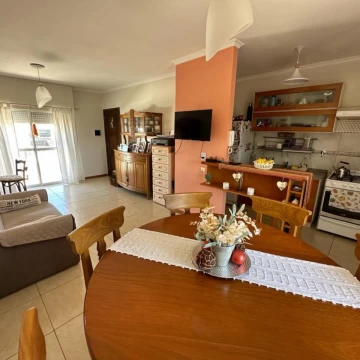 Departamento en venta en León Guruciaga 223
