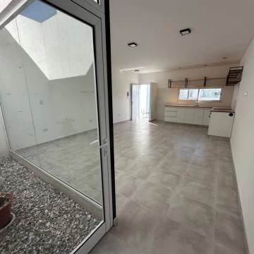 Departamento en venta en Alem 763
