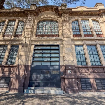 ALQUILER - DEPOSITO - BARRACAS - 6.000 m2 CUBIERTOS
