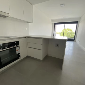 Alquiler - Departamento 2 amb. c/ Cochera - BLISS