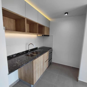 Alquiler departamento 2 ambientes en Moron.