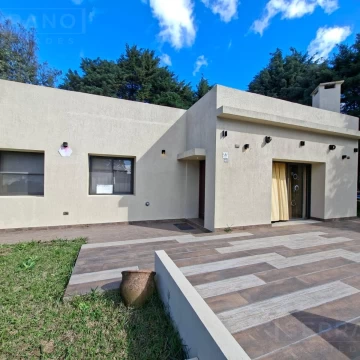 Venta casa 4 amb en Parque Sakura Exaltacion de la Cruz. Apta credito