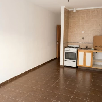 1793116988.jpg