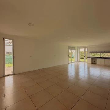 1793116994.jpg