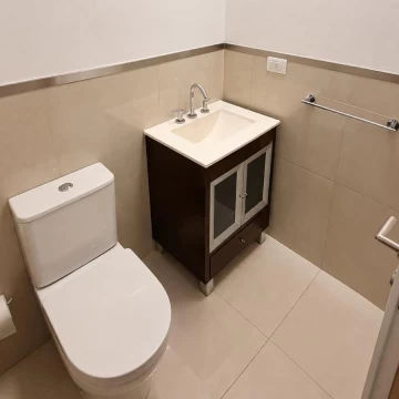1793116998.jpg