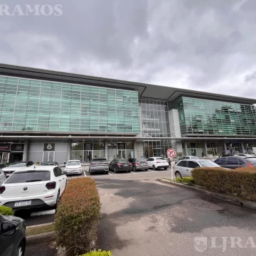 Oficina en Alquiler en Bureau Pilar – 80 m² con Cochera – Panamericana Km 49,5